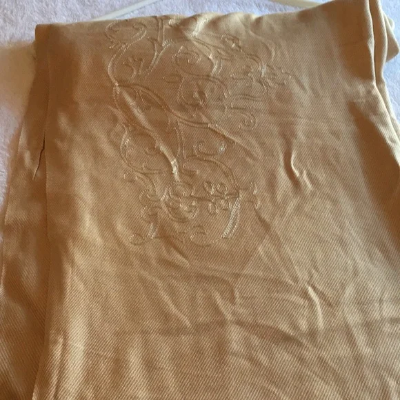 Coldwater Creek woman’s large tan scarf wrap w/embroidered scroll work & fringe - Picture 6 of 6